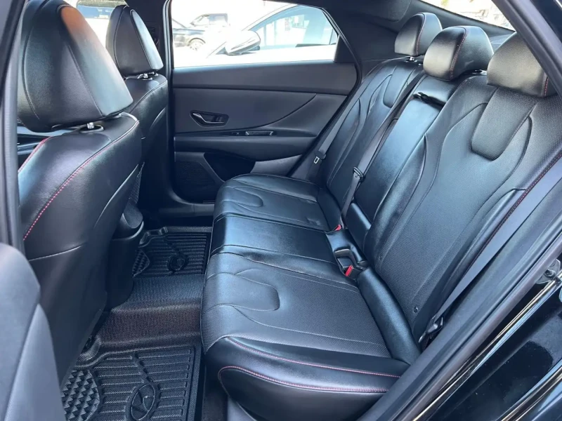 Hyundai Elantra N Line Ultimate* BOSE* BLIND SPOT* LANE ASSIST, снимка 13 - Автомобили и джипове - 53539475