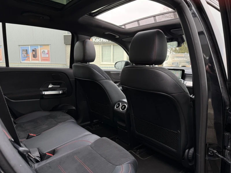 Mercedes-Benz EQB 250 AMG Line, снимка 9 - Автомобили и джипове - 53562692