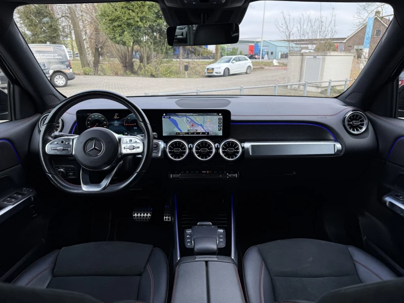 Mercedes-Benz EQB 250 AMG Line, снимка 12 - Автомобили и джипове - 53562692