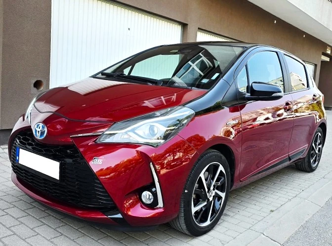 Toyota Yaris GR Sport Bi-Tone - изображение 2