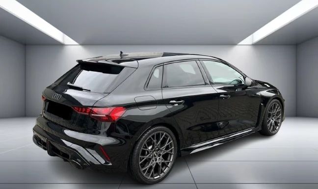 Audi Rs3 Sportback = Black Optic = RS Design Гаранция, снимка 3 - Автомобили и джипове - 52706570