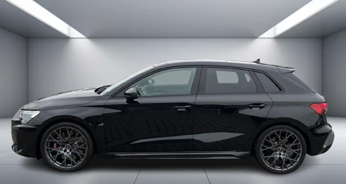 Audi Rs3 Sportback = Black Optic = RS Design Гаранция, снимка 4 - Автомобили и джипове - 52706570