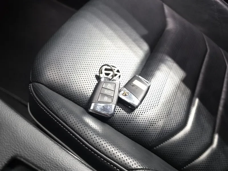 VW Arteon 2.0 Tdi Premium, снимка 16 - Автомобили и джипове - 55888632