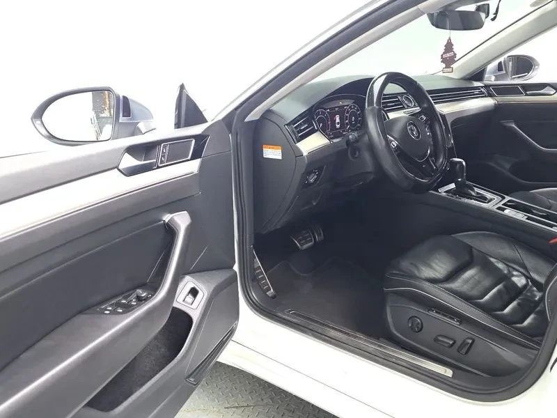 VW Arteon 2.0 Tdi Premium, снимка 10 - Автомобили и джипове - 55888632