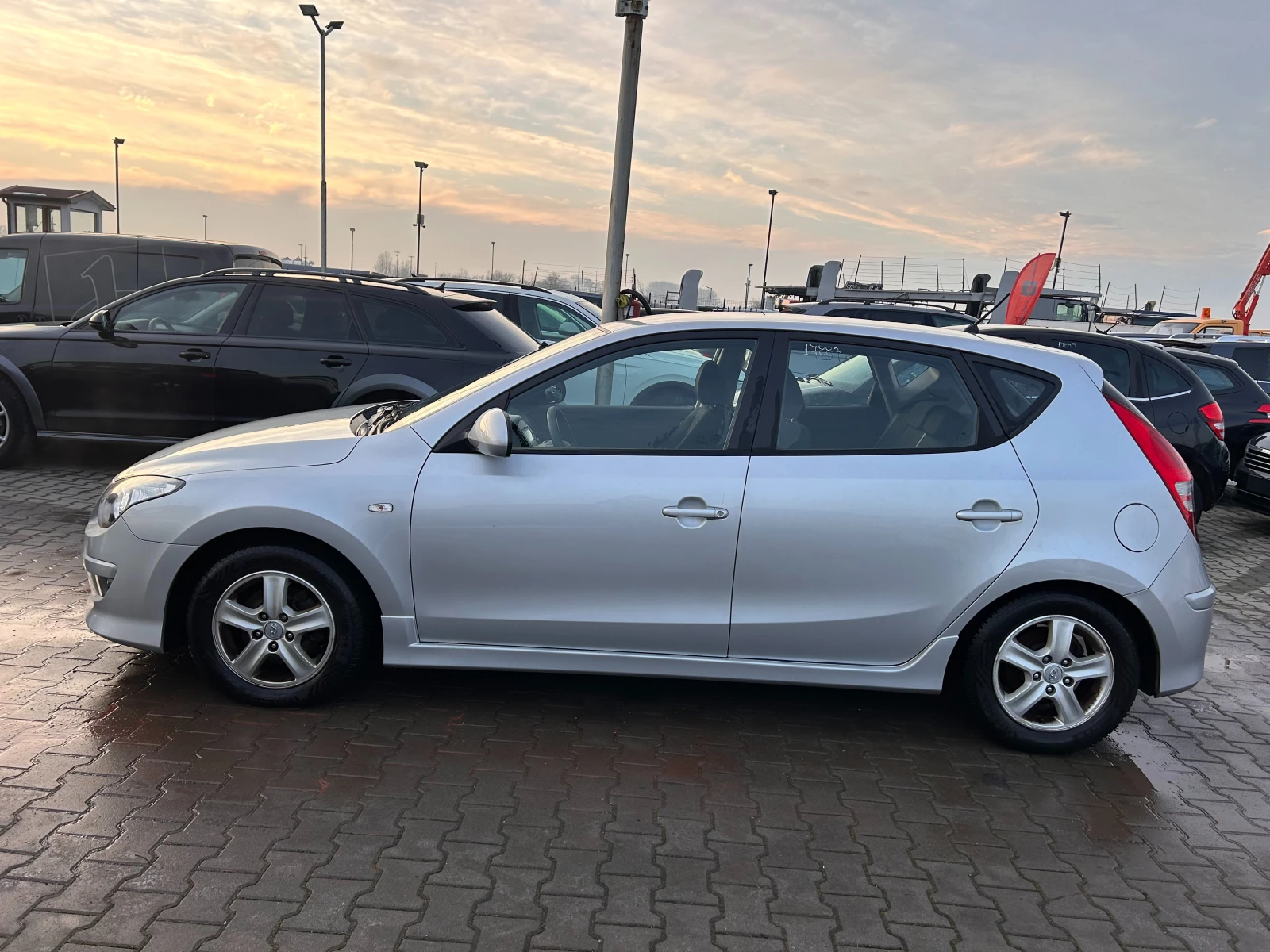 Hyundai I30 1.6CRDI EURO 5 - изображение 9