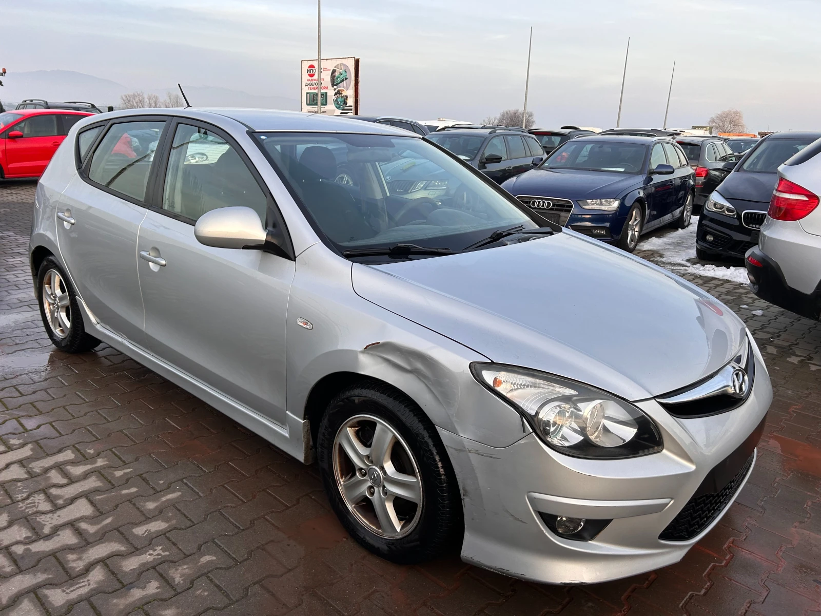 Hyundai I30 1.6CRDI EURO 5 - изображение 4