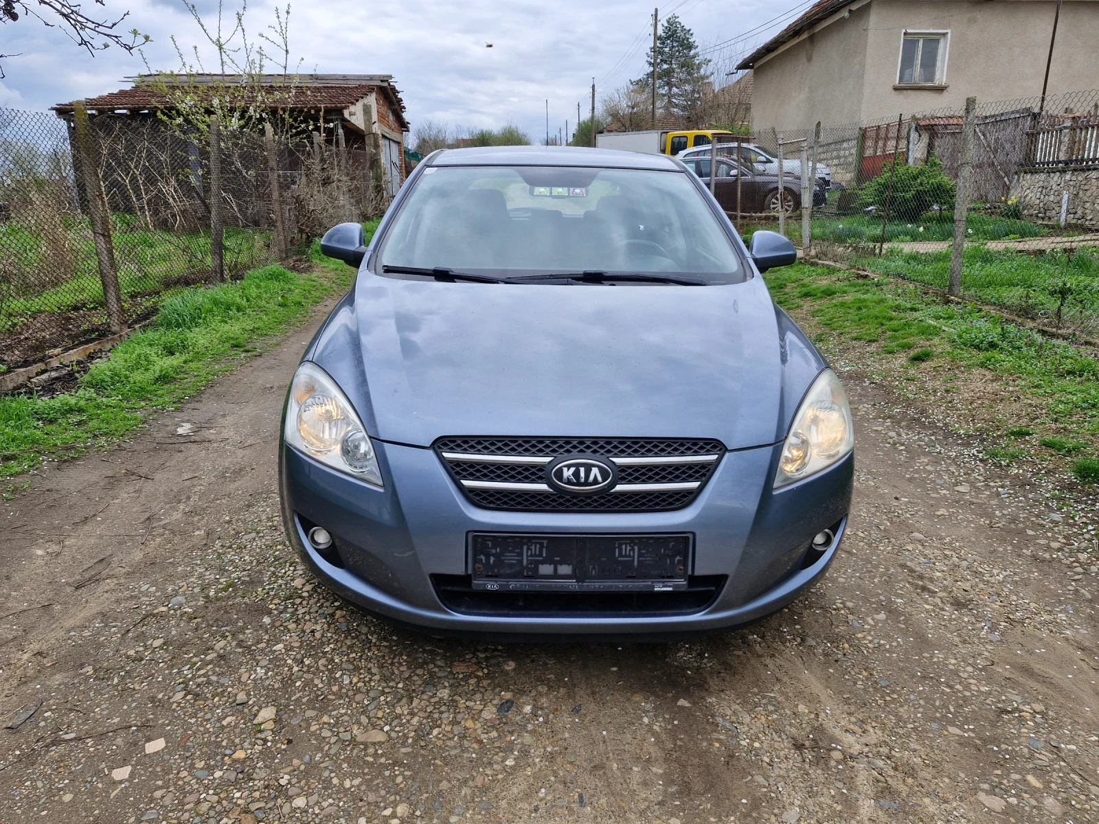Kia Ceed 1.6CRDI - изображение 2
