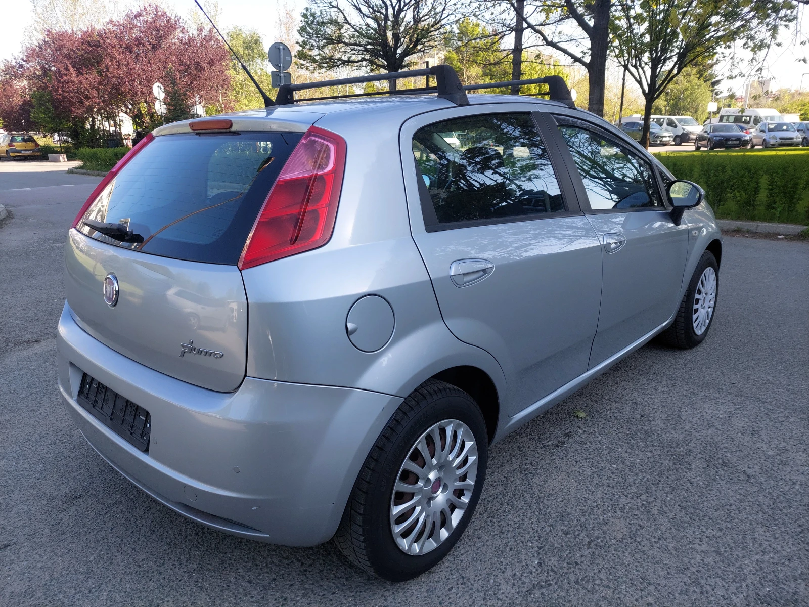 Fiat Punto 1, 4i 78ps LPG - изображение 4