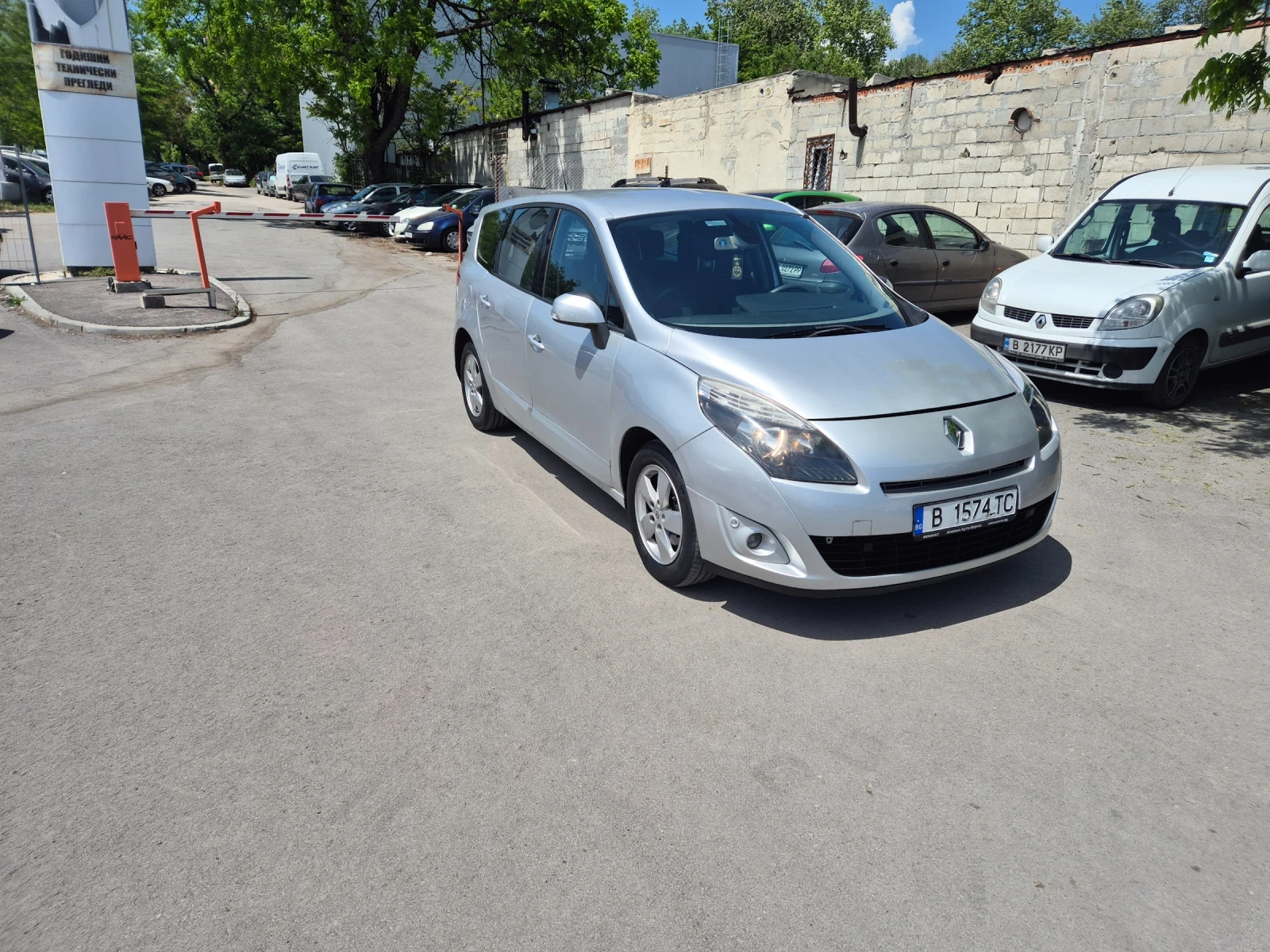 Renault Grand scenic Renault Grand Scenic 6+ 1 - изображение 2