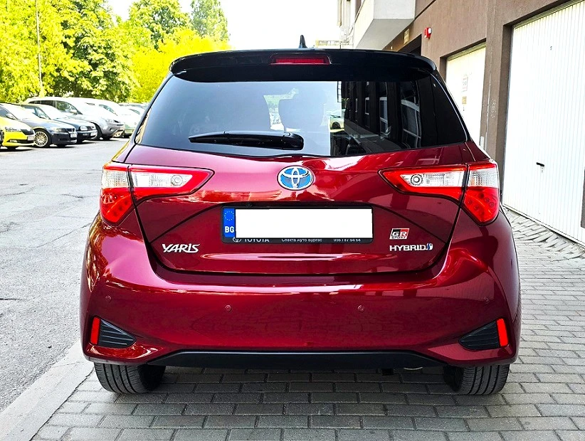Toyota Yaris GR Sport Bi-Tone - изображение 7