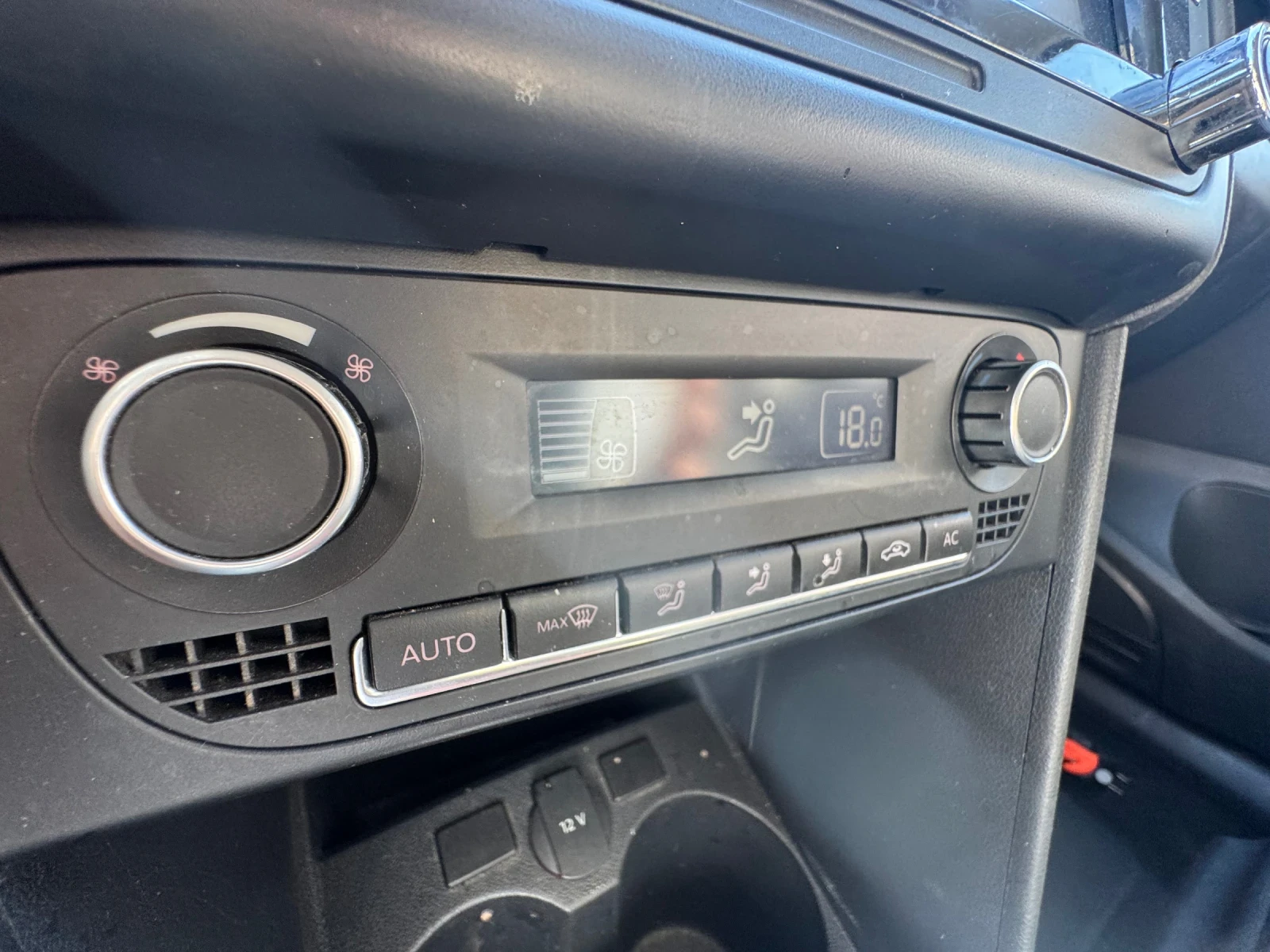 VW Polo 1.2i АВТОМАТИК КАМЕРА НАВИ - изображение 8