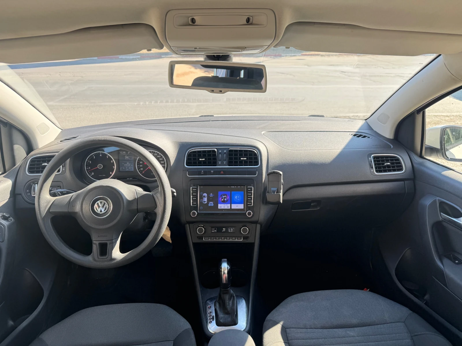 VW Polo 1.2i АВТОМАТИК КАМЕРА НАВИ - изображение 5