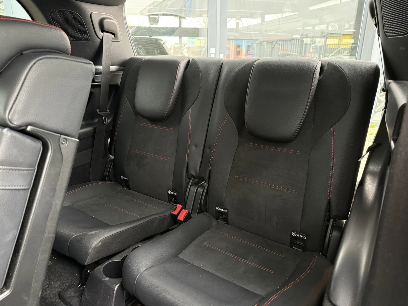 Mercedes-Benz EQB 250 AMG Line - изображение 6