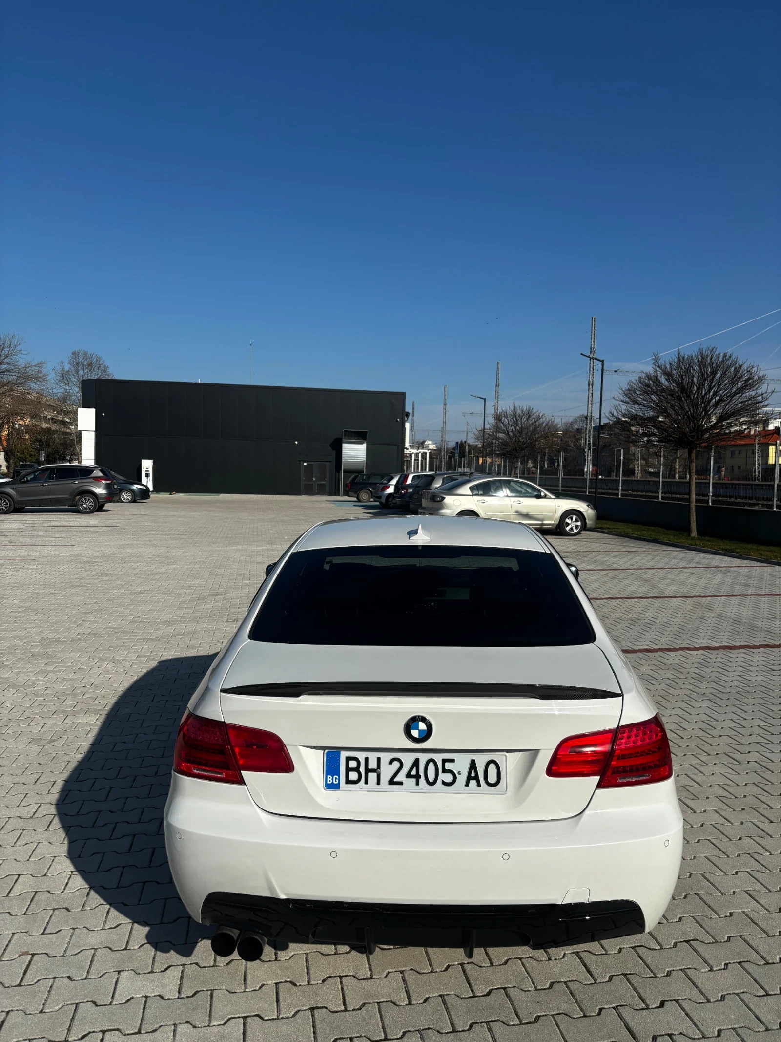 BMW 320 320Д184 edition, снимка 2 - Автомобили и джипове - 53769401
