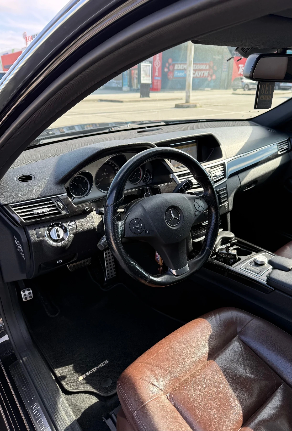 Mercedes-Benz E 350 3.5-265, снимка 8 - Автомобили и джипове - 54034278