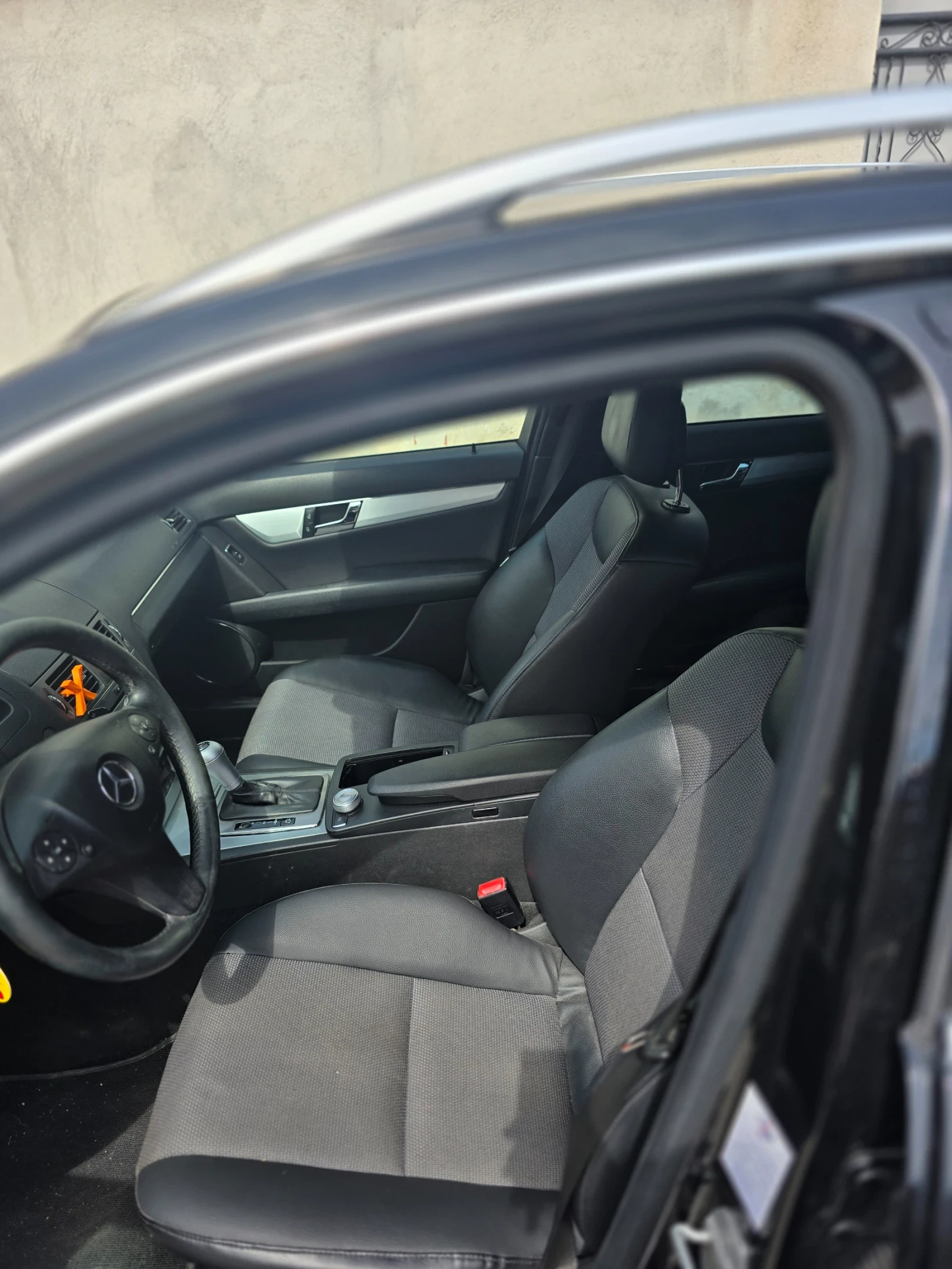 Mercedes-Benz C 350, снимка 4 - Автомобили и джипове - 54061229