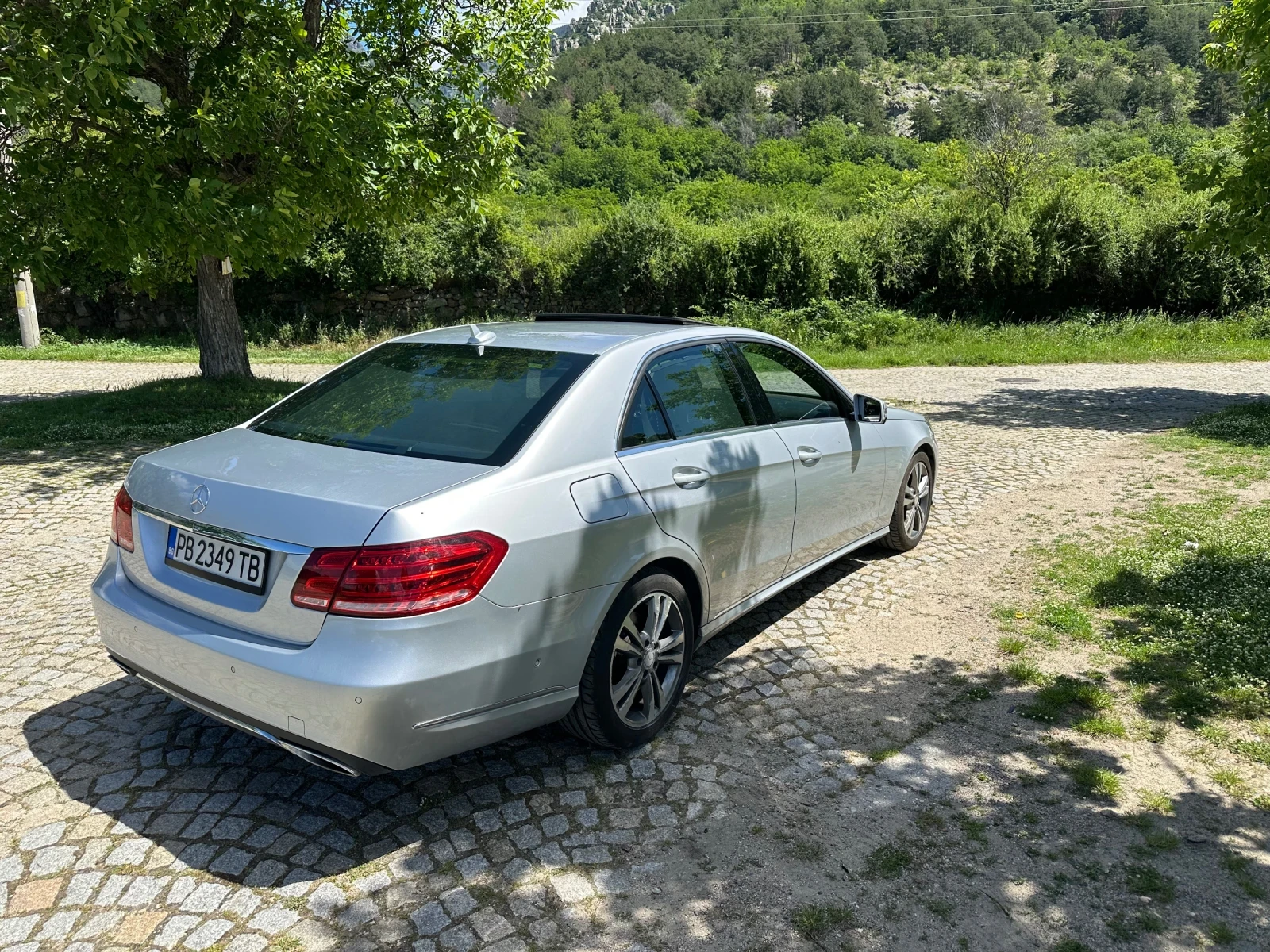 Mercedes-Benz E 300  Bluetec Hybrid , снимка 8 - Автомобили и джипове - 54900445