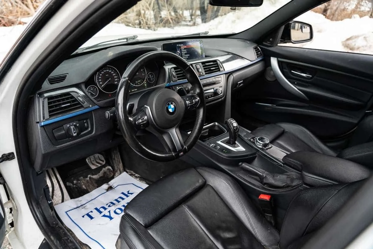 BMW 335 * 335i xDrive * CARFAX * ЦЕНА ДО БГ, снимка 12 - Автомобили и джипове - 54935461