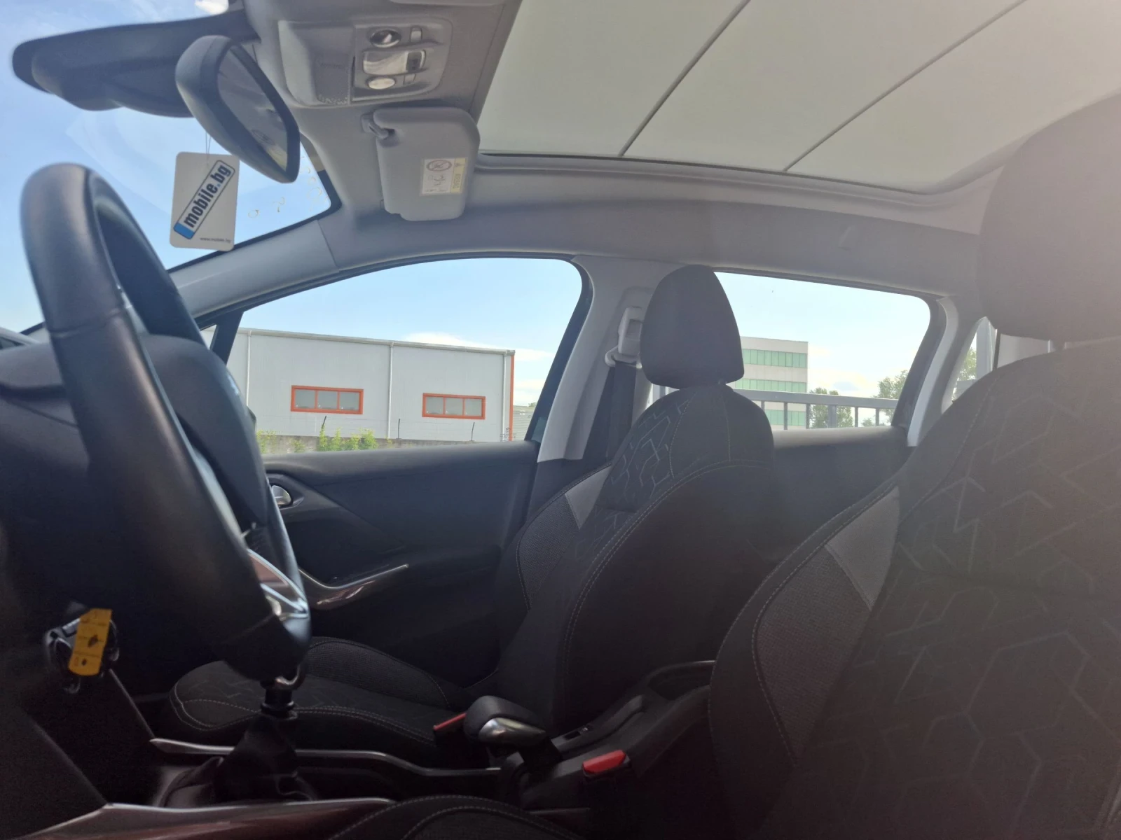 Peugeot 2008 1.2 * * 110кс * * euro6 facelift, снимка 15 - Автомобили и джипове - 55223486