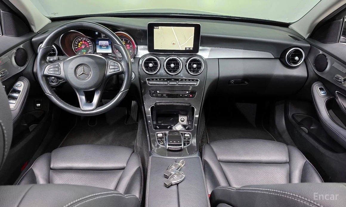 Mercedes-Benz C 220, снимка 7 - Автомобили и джипове - 55402282