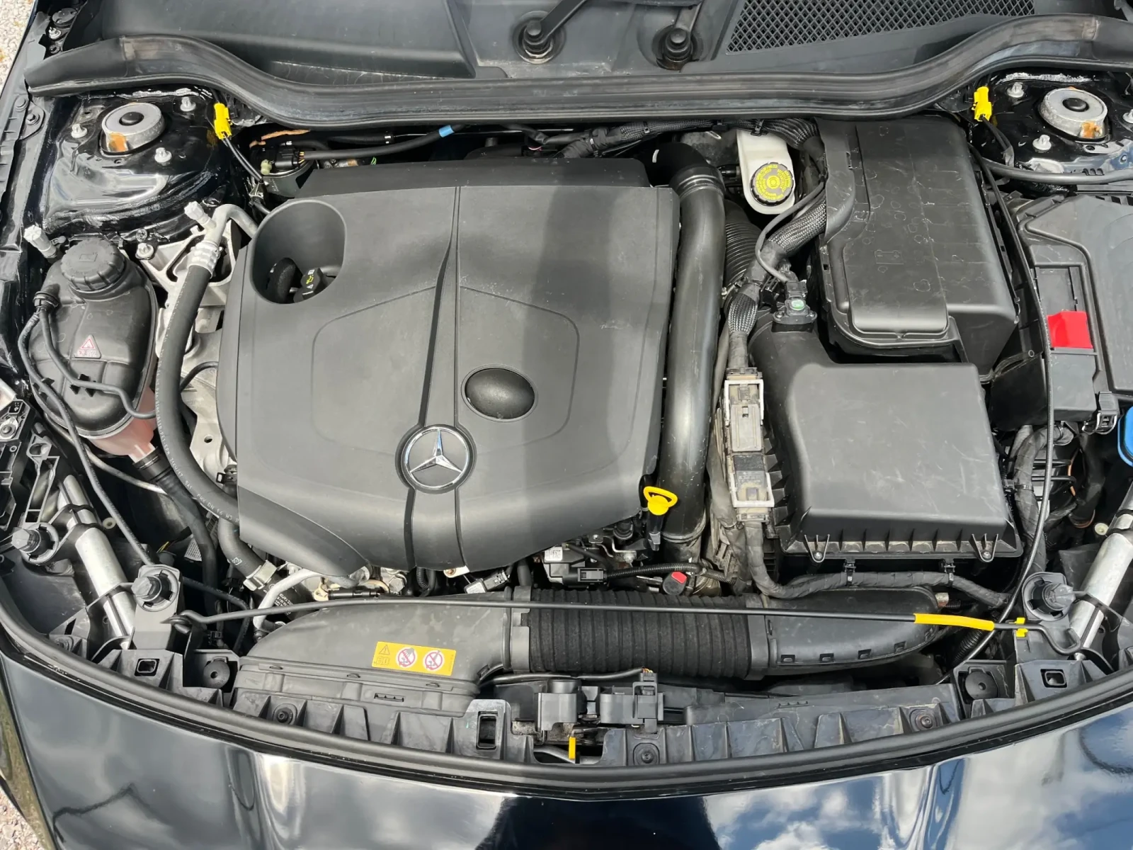 Mercedes-Benz CLA 200 Cla 200 cdi, снимка 15 - Автомобили и джипове - 55437696