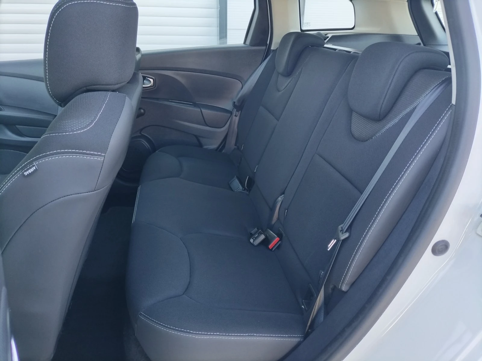 Renault Clio 1.5dCi/75к.с./Grandtour/Life, снимка 14 - Автомобили и джипове - 56015479