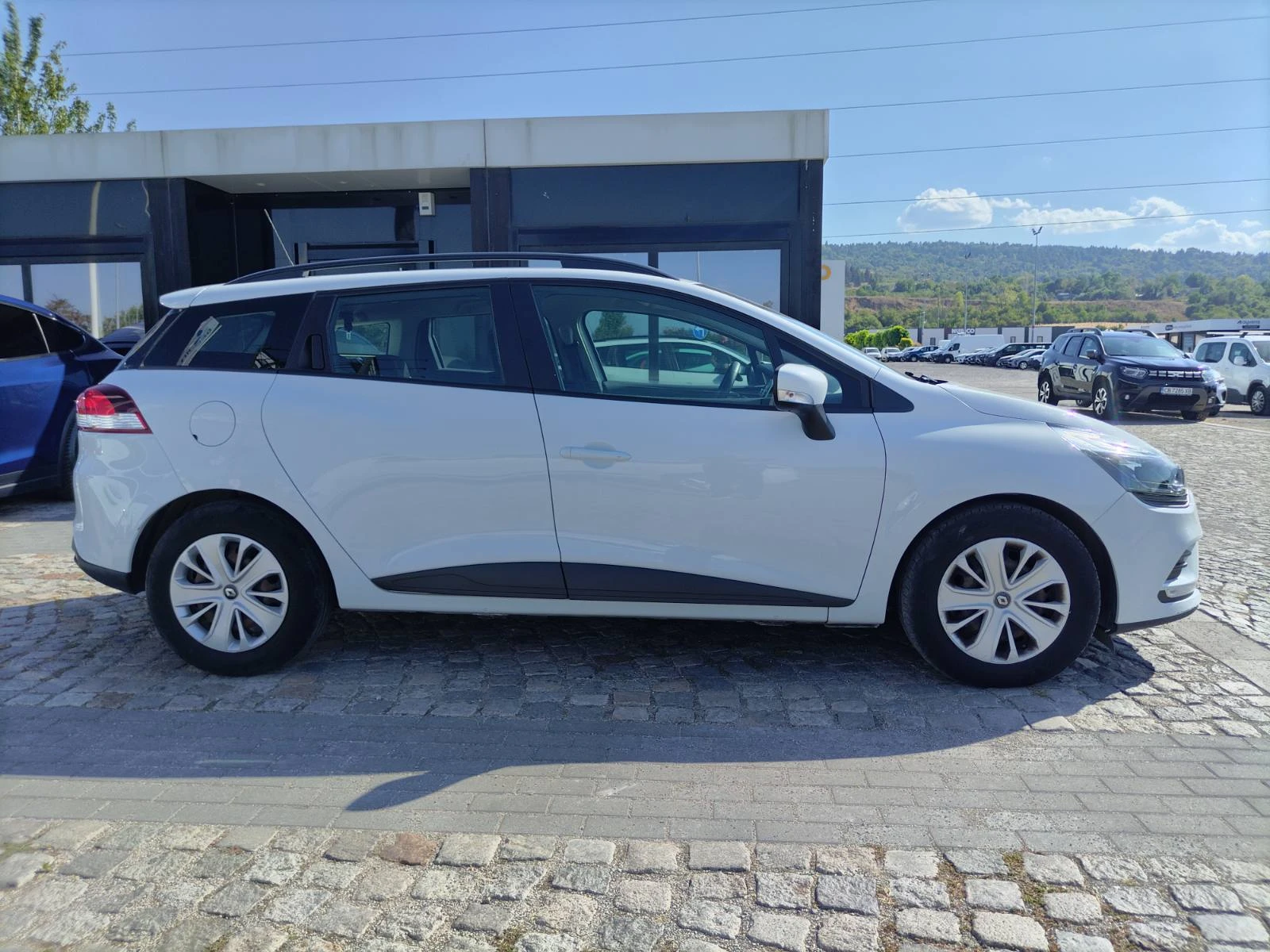 Renault Clio 1.5dCi/75к.с./Grandtour/Life, снимка 8 - Автомобили и джипове - 56015479