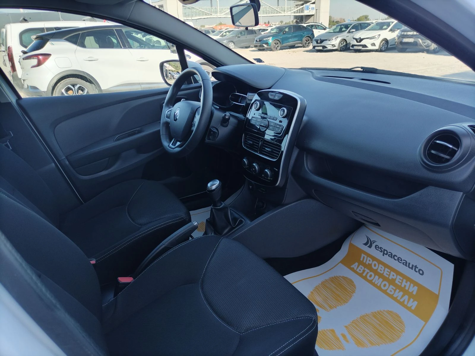 Renault Clio 1.5dCi/75к.с./Grandtour/Life, снимка 13 - Автомобили и джипове - 56015479