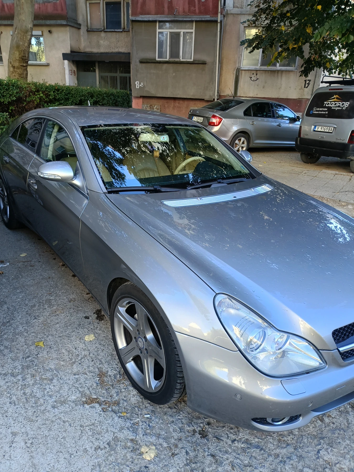 Mercedes-Benz CLS 320 На пружини!, снимка 5 - Автомобили и джипове - 56347724