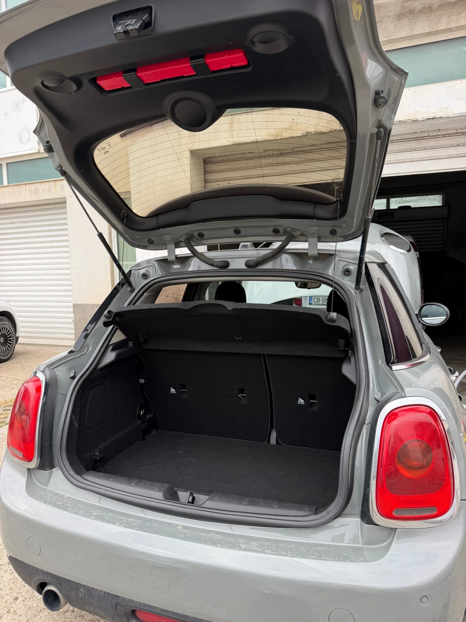 Mini D one MINI Cooper | 2017 г. | Автоматик | , снимка 14 - Автомобили и джипове - 56553918
