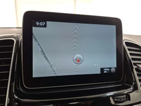 Mercedes-Benz GLE 43 AMG * PANO* ПОДГРЕВИ* KEYLESS* CARFAX, снимка 11