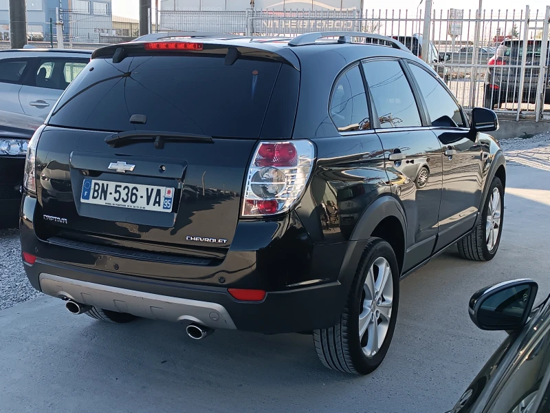 Chevrolet Captiva 2.2 D, снимка 4 - Автомобили и джипове - 47954726