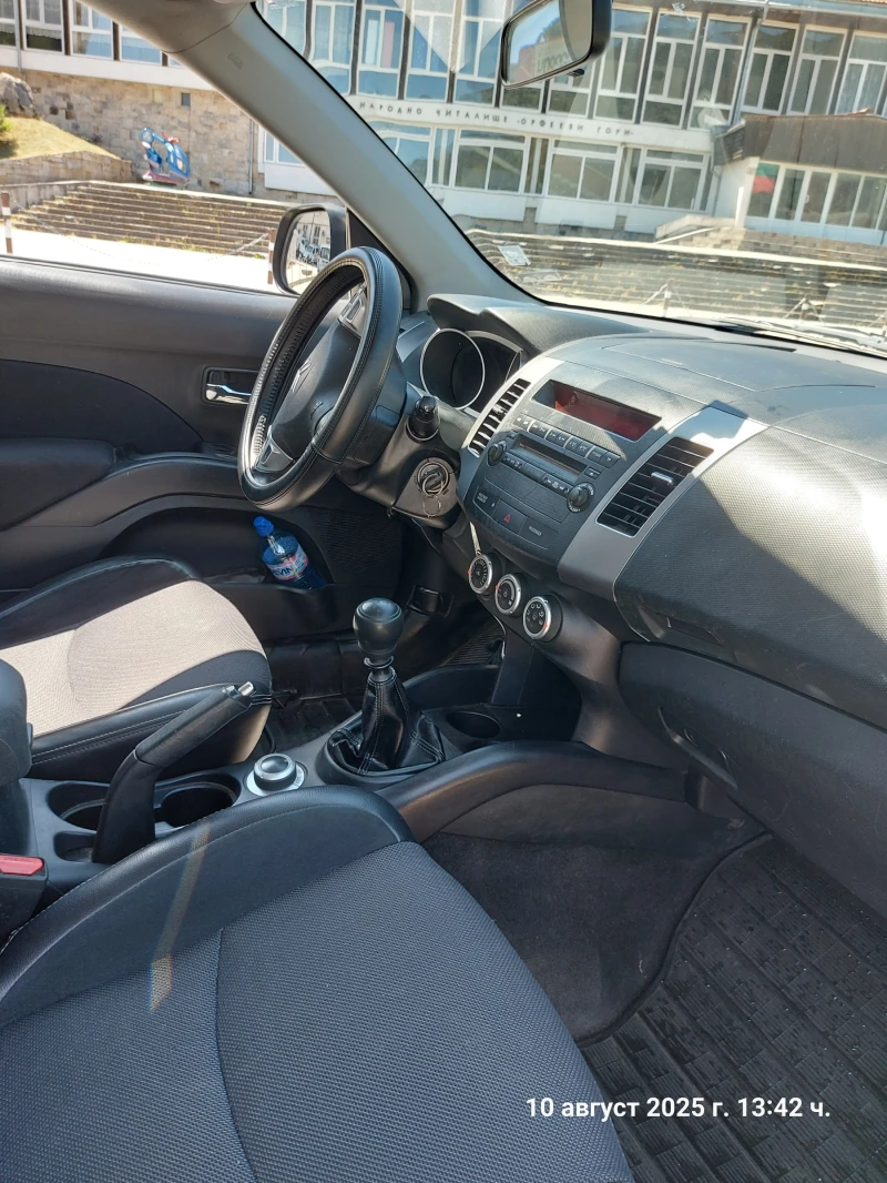 Citroen C-Crosser, снимка 10 - Автомобили и джипове - 52109892