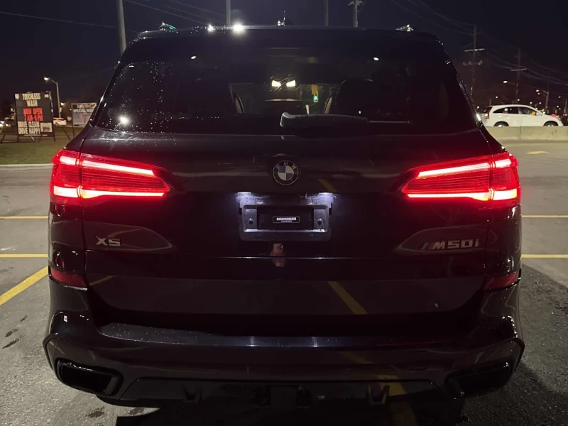 BMW X5 * M50i* CARFAX * БЕЗ ПЪРВОНАЧАЛНА ВНОСКА, снимка 5 - Автомобили и джипове - 52692001