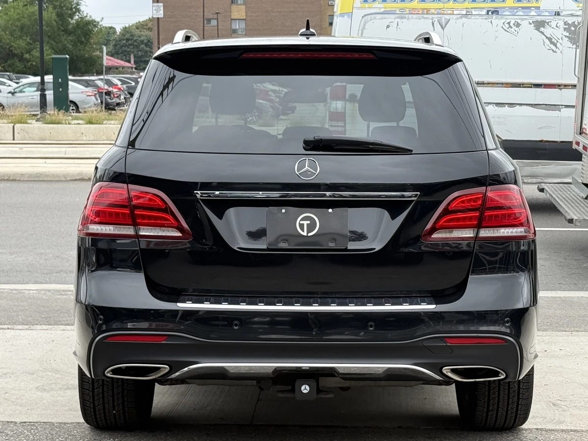 Mercedes-Benz GLE 400 AMG SPORT / PANO / 360 - изображение 4