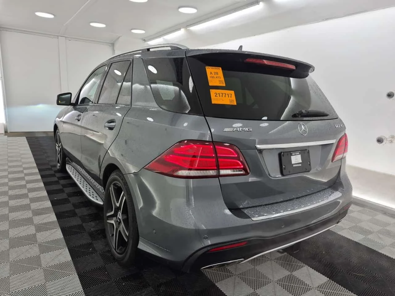 Mercedes-Benz GLE 43 AMG * PANO* ПОДГРЕВИ* KEYLESS* CARFAX, снимка 4 - Автомобили и джипове - 54197339