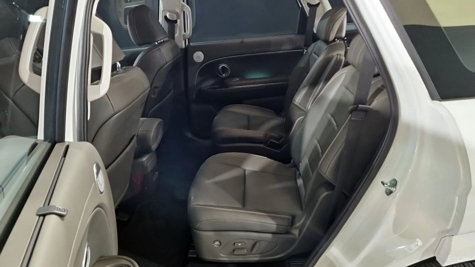 Hyundai Palisade HEV 2.5T 2WD 7-seater Calligraphy, снимка 6 - Автомобили и джипове - 55422829