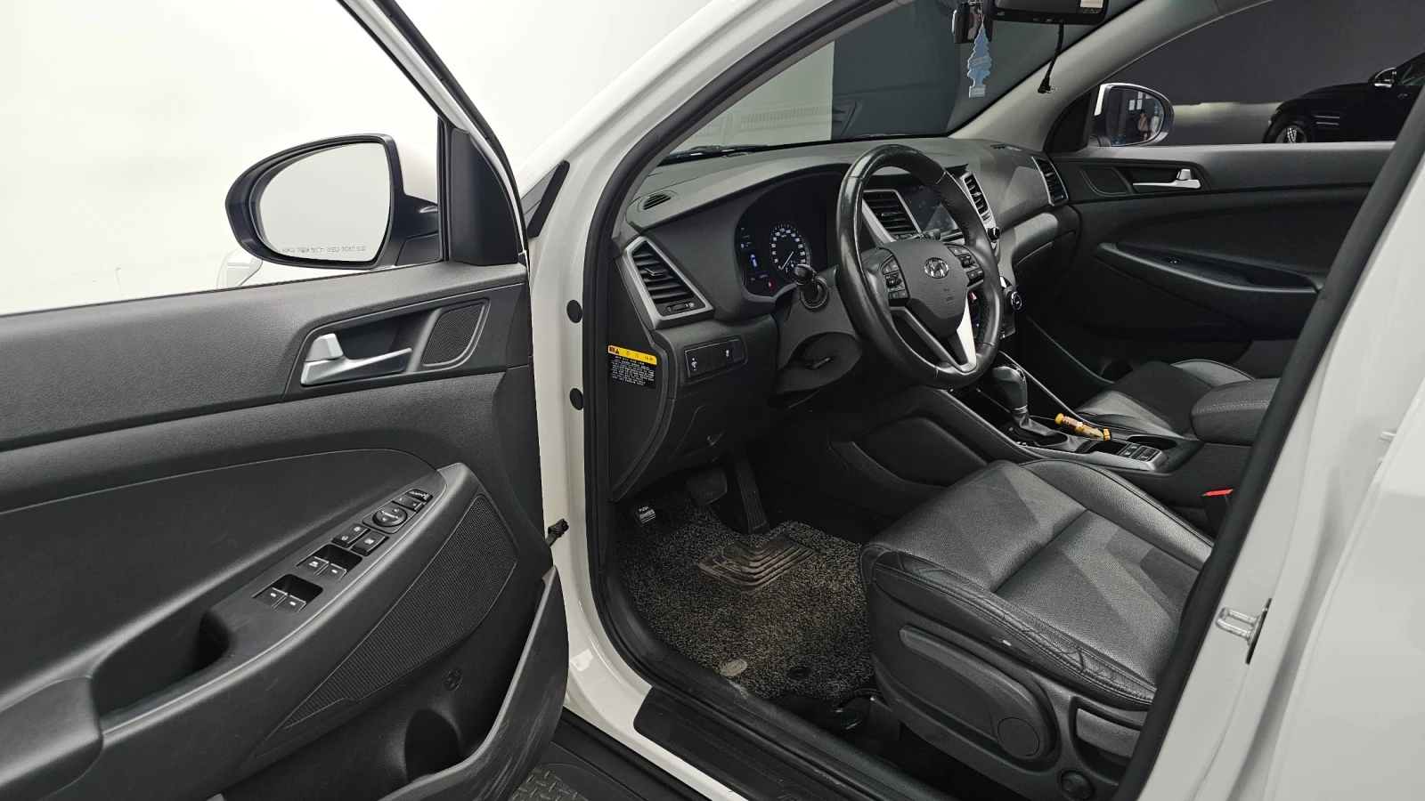 Hyundai Tucson 4WD Modern (Model 2018), снимка 11 - Автомобили и джипове - 55643915