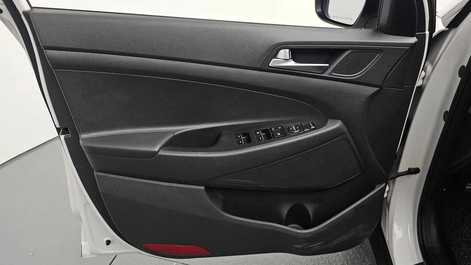 Hyundai Tucson 4WD Modern (Model 2018), снимка 10 - Автомобили и джипове - 55643915