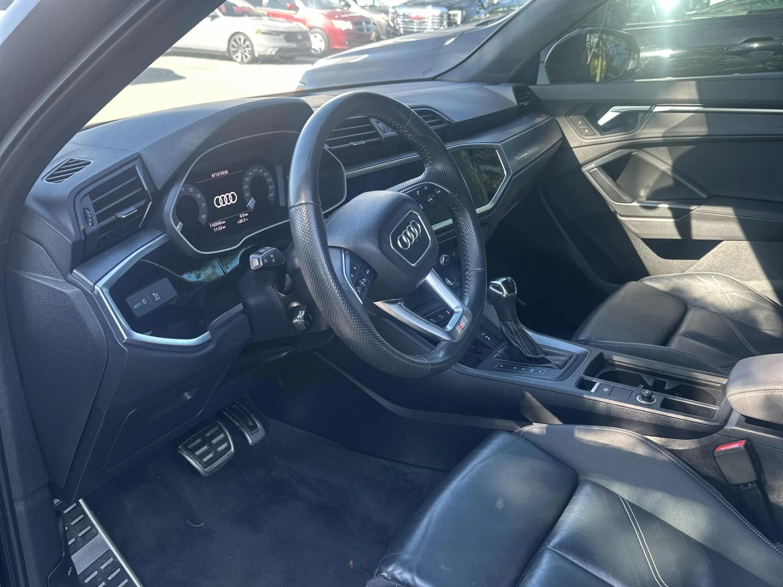 Audi Q3, снимка 5 - Автомобили и джипове - 55689548