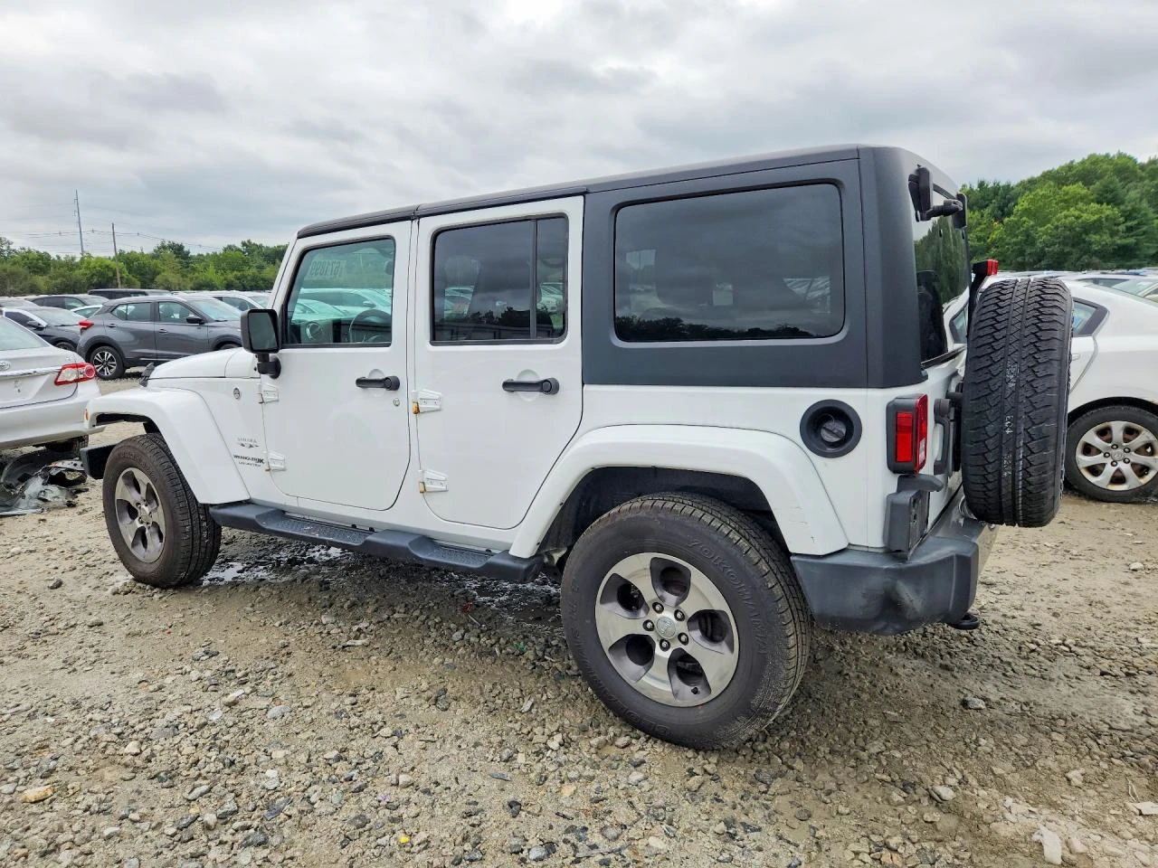 Jeep Wrangler 3.6l Unlimited Sahara, снимка 2 - Автомобили и джипове - 55994186