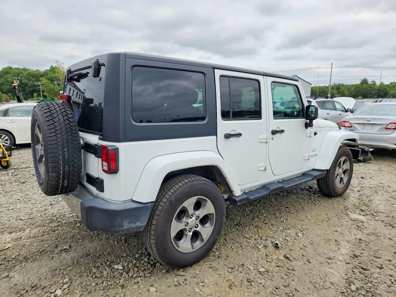 Jeep Wrangler 3.6l Unlimited Sahara, снимка 3 - Автомобили и джипове - 55994186