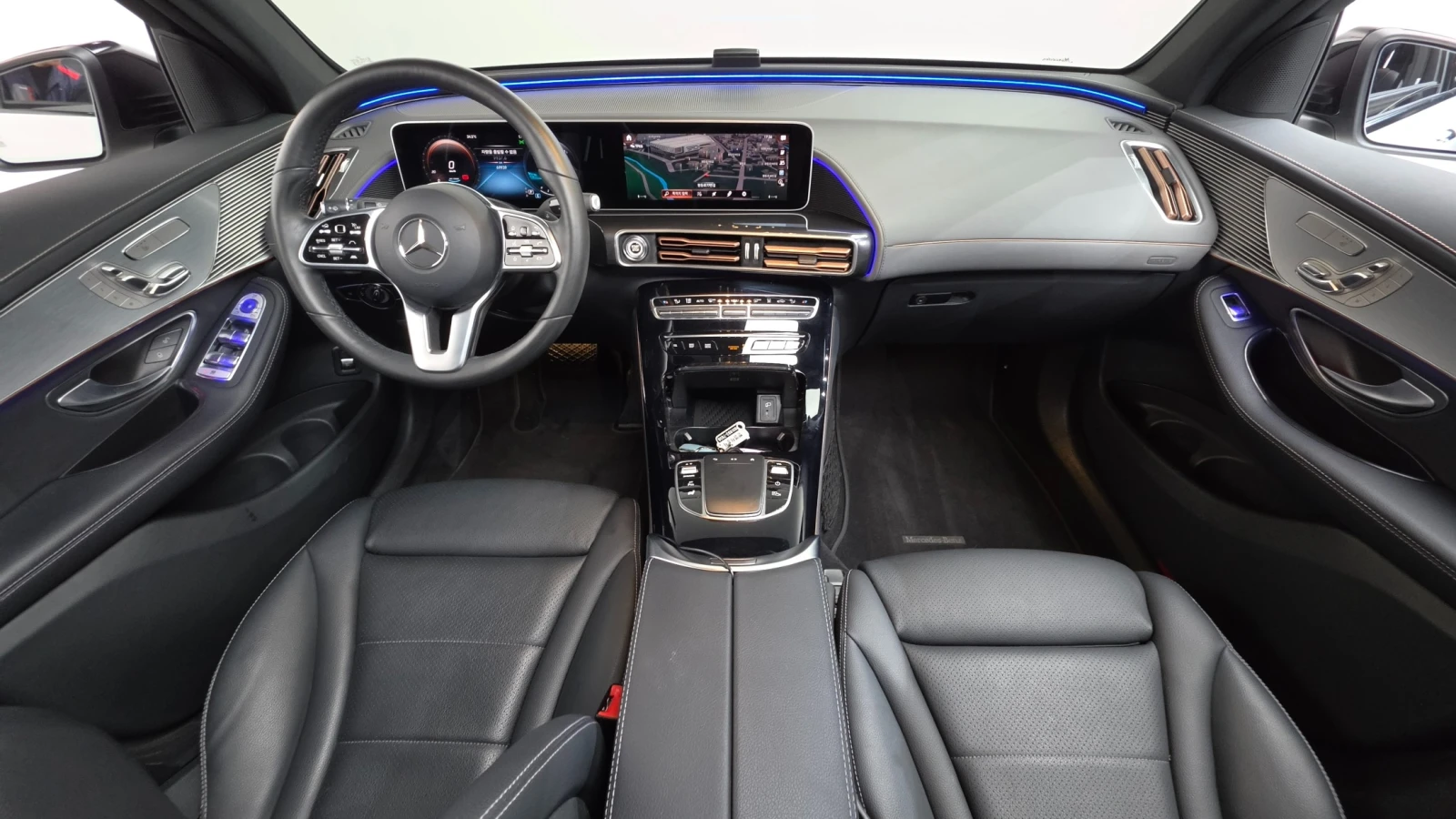 Mercedes-Benz EQC 400 4Matic, снимка 7 - Автомобили и джипове - 56012291