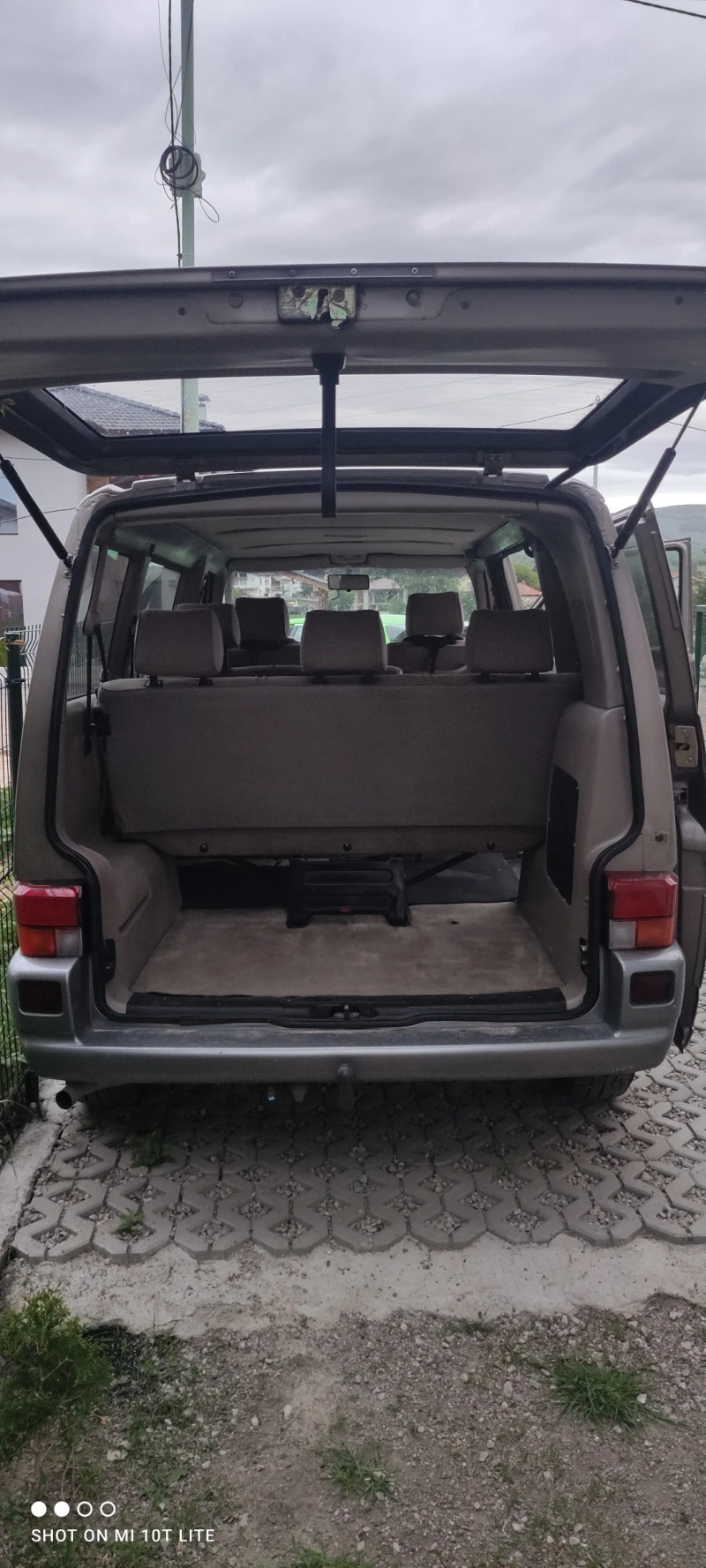 VW T4, снимка 3 - Бусове и автобуси - 48236024