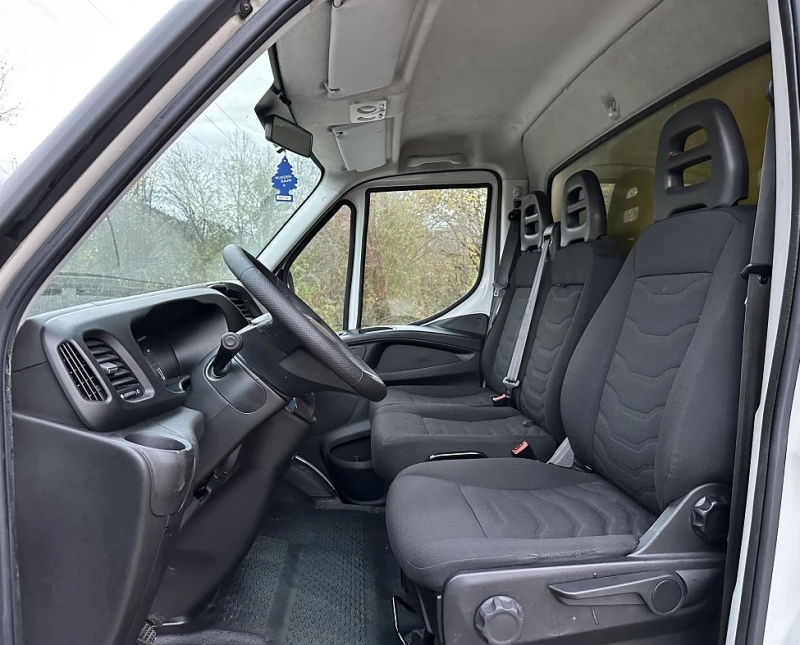 Iveco 35c15 3.0L* ЩОРА+ БОРД* КЛИМА* ДВ.ПАКЕТ РЕСОРИ* 3.5т N1, снимка 9 - Бусове и автобуси - 52044855