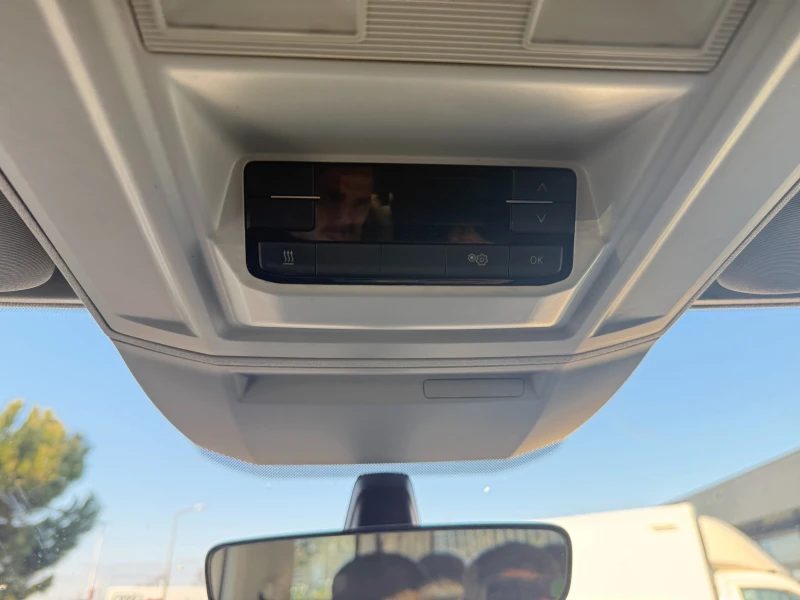 VW Crafter DC 35TDI 140HP, снимка 9 - Бусове и автобуси - 53154595