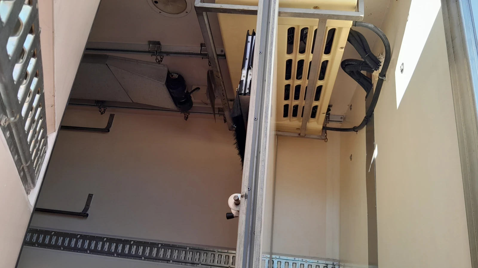 Mercedes-Benz Sprinter 416 2.7 cdi   | Mobile.bg   14