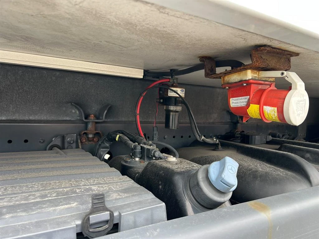 Mercedes-Benz Atego 1224 E6 Supra 850MT  Bi-Temp. Борд, снимка 5 - Камиони - 54972376