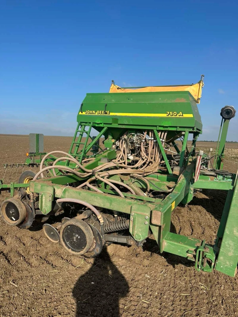 Сеялка John Deere 750A ДИРЕКТНА СЕЯЛКА СЕКСЪН КОНТРОЛ ЛИЗИНГ, снимка 4 - Селскостопанска техника - 47705262