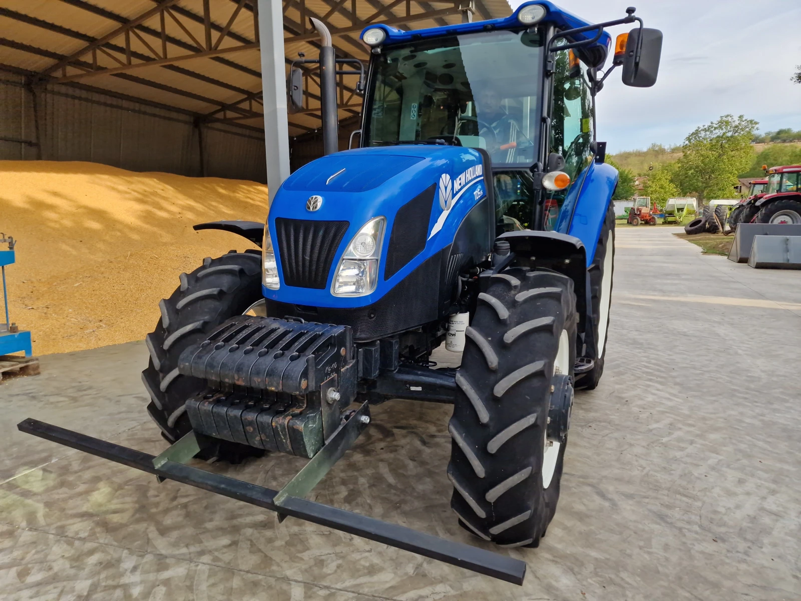 Трактор New Holland TD5.95 - изображение 5